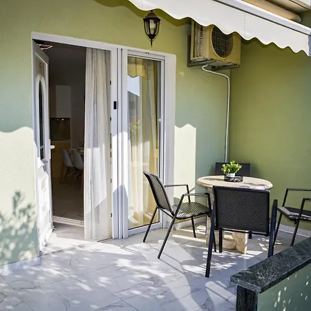 Locus Apartments Petrcane Exterior photo