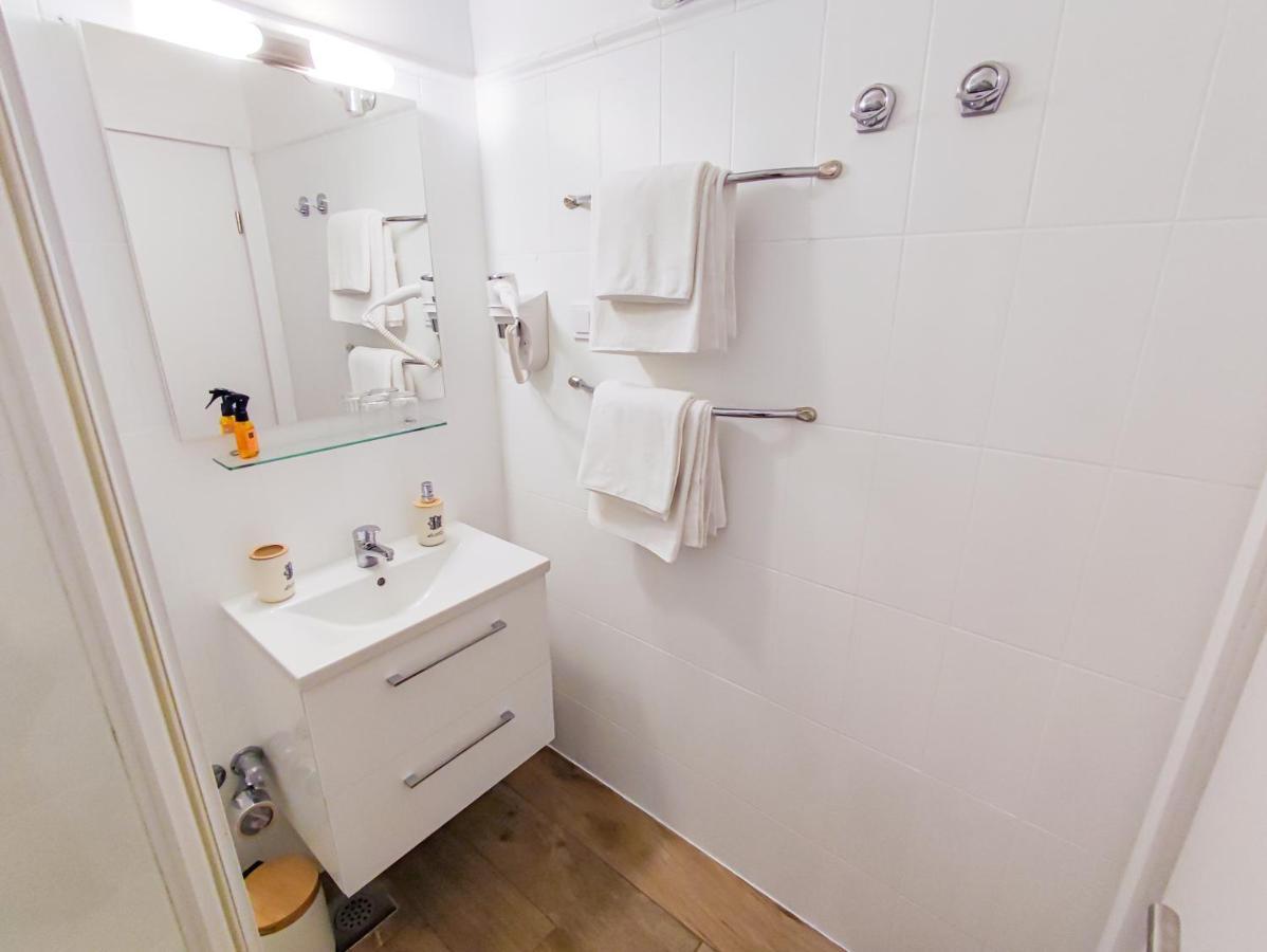 Locus Apartment *