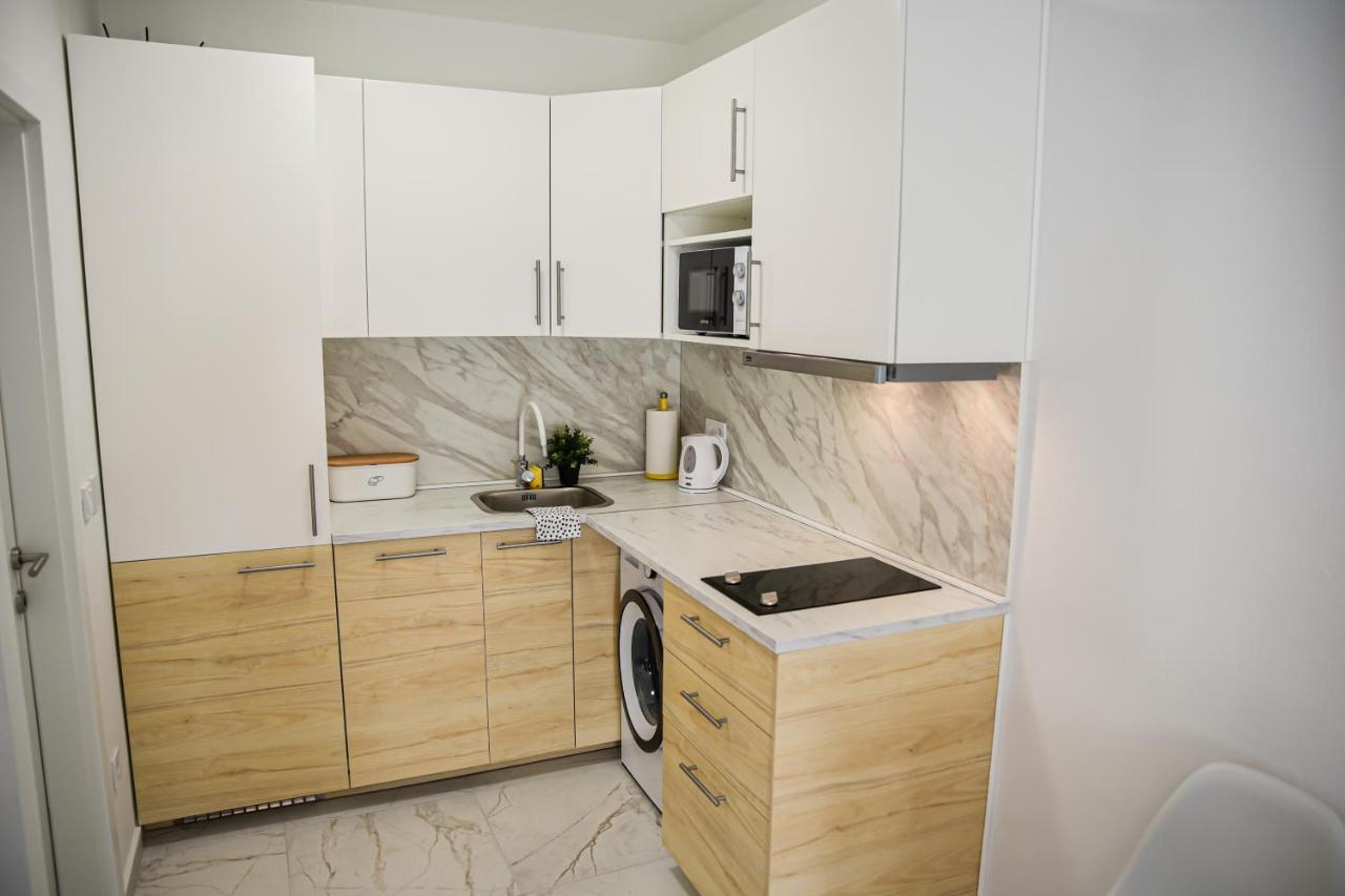Apartment Locus
