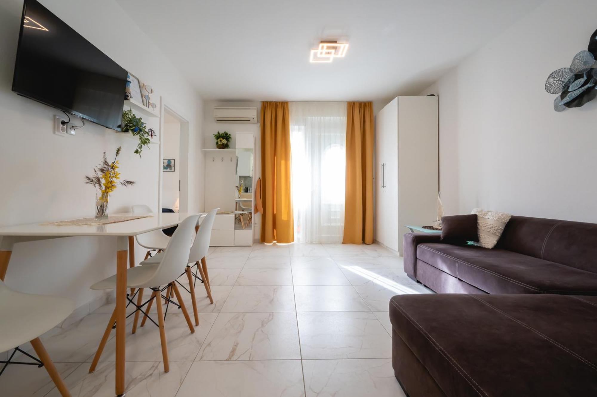 Locus Apartment Petrcane