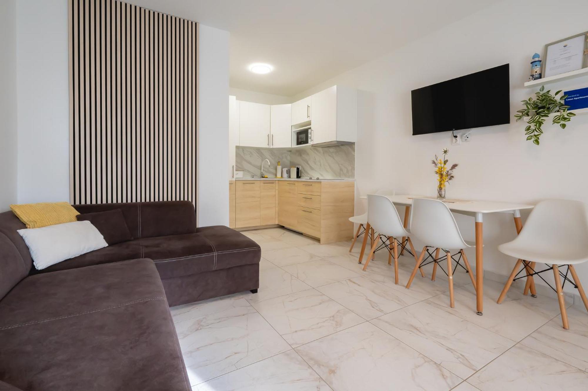 Apartment Locus