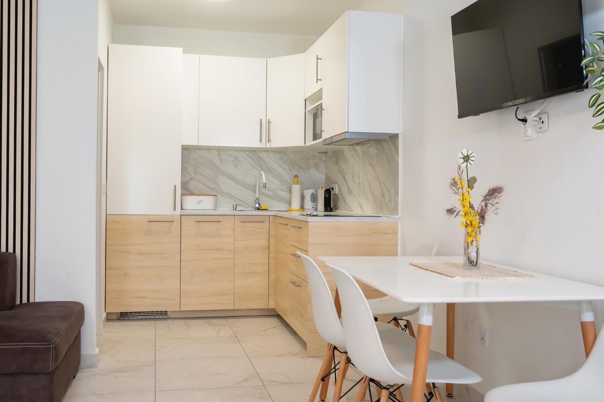 Locus Apartment Petrcane