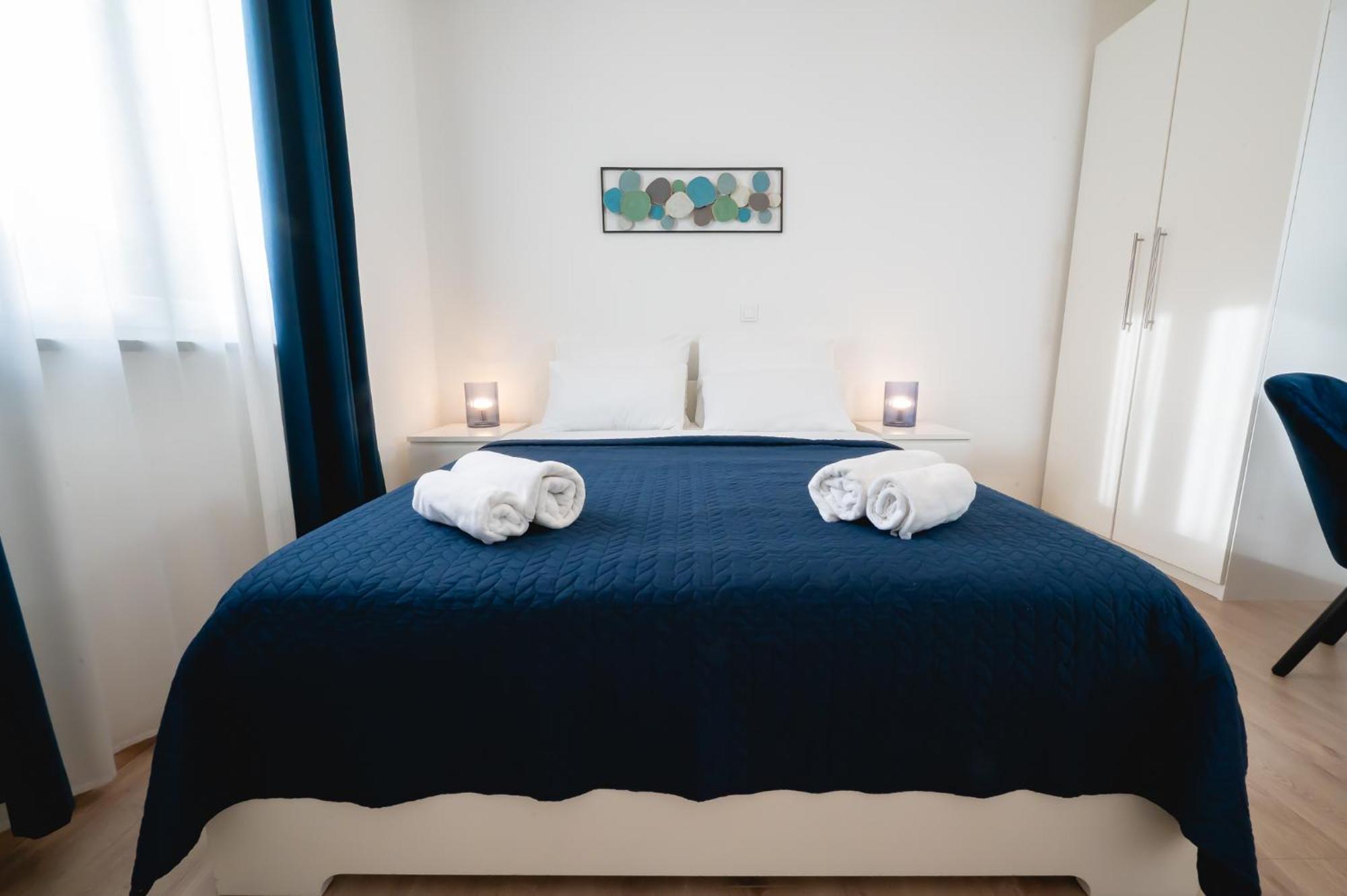 Locus Apartment *
